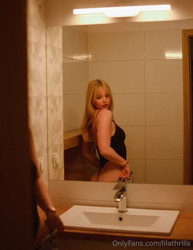 I love it when you watch me...will you join me in the bathro..
