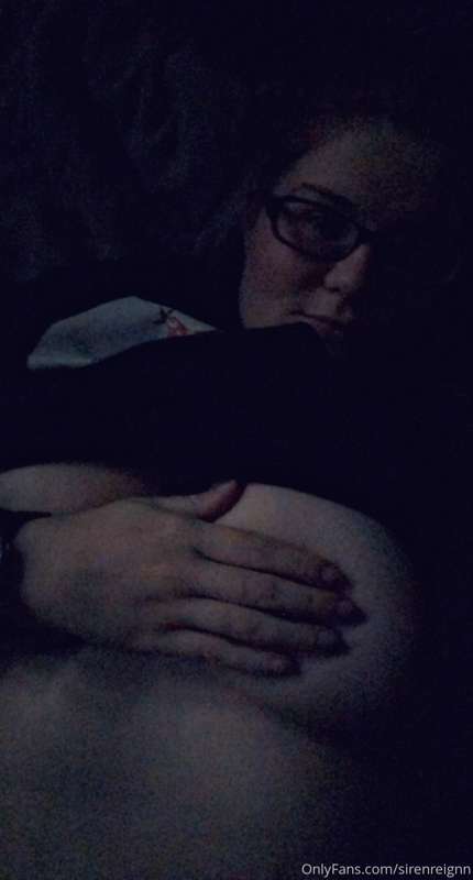 Dm me if you want me to move my hand for you 💋
