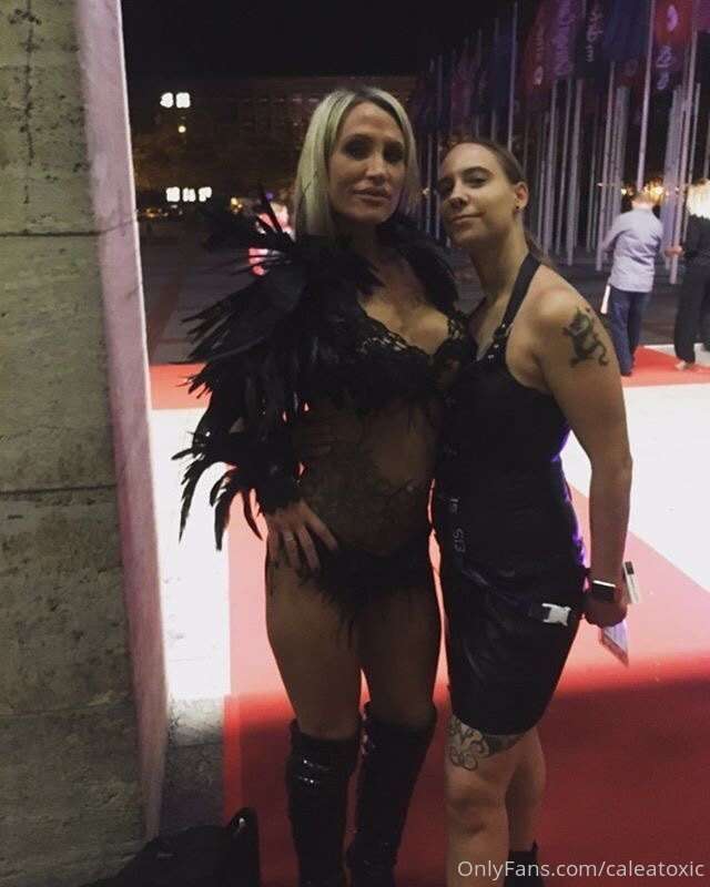 A female slave is very nice, too :)