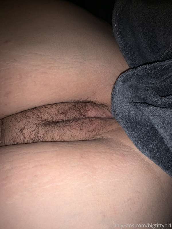 You like it hairy? Should I grow it out more?😋