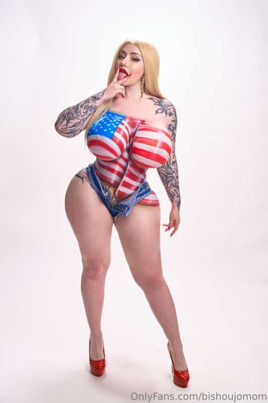 🌭🤍🇺🇸NEW 40 IMAGE MONTHLY FREE SET: AMERICAN BIMBO🇺🇸🤍🌭This fr.. 4