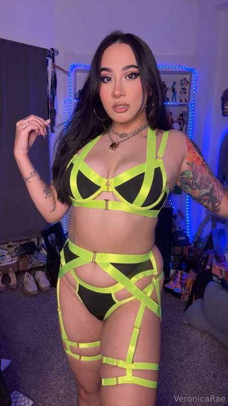 first half of the neon green set I think this is my favorite.. 2