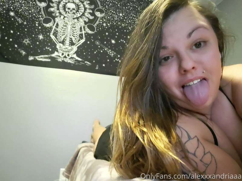 Alexxxandriaaa - Onlyfans - 06 Dec, 2020 2
