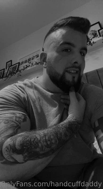 Things aren’t always black and white… but my cock is 😈💦
