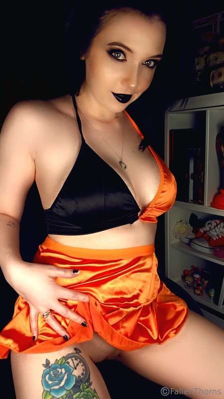 Fallenthorns - Onlyfans - 11 May, 2025