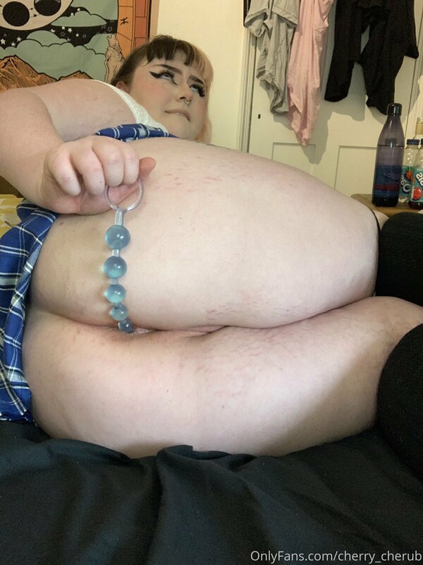 I tried anal beads for the first time ??