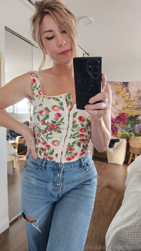 Some selfies, etc!  5