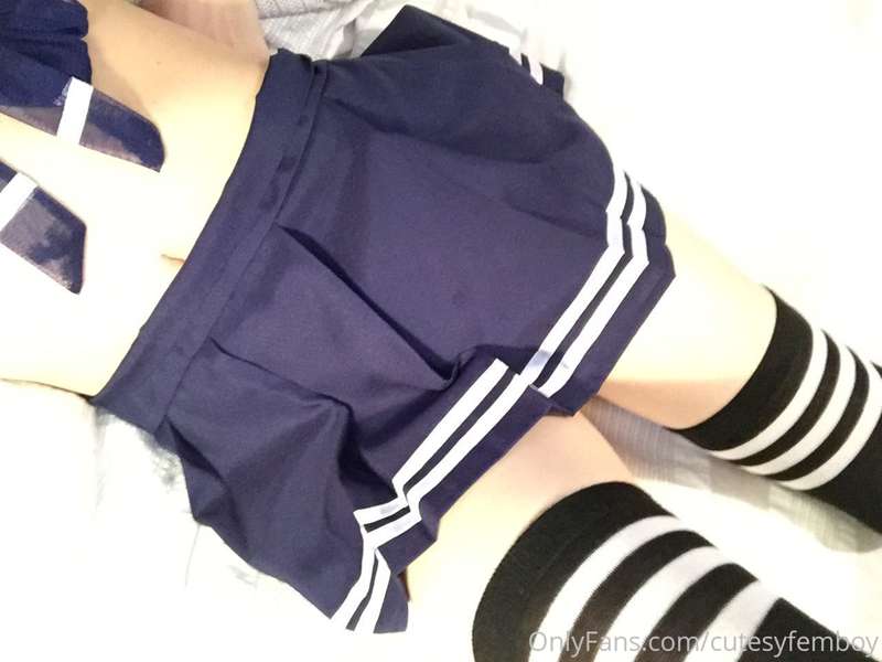 my first ever photoset, its embarrassing >.< but it's cute t.. 14