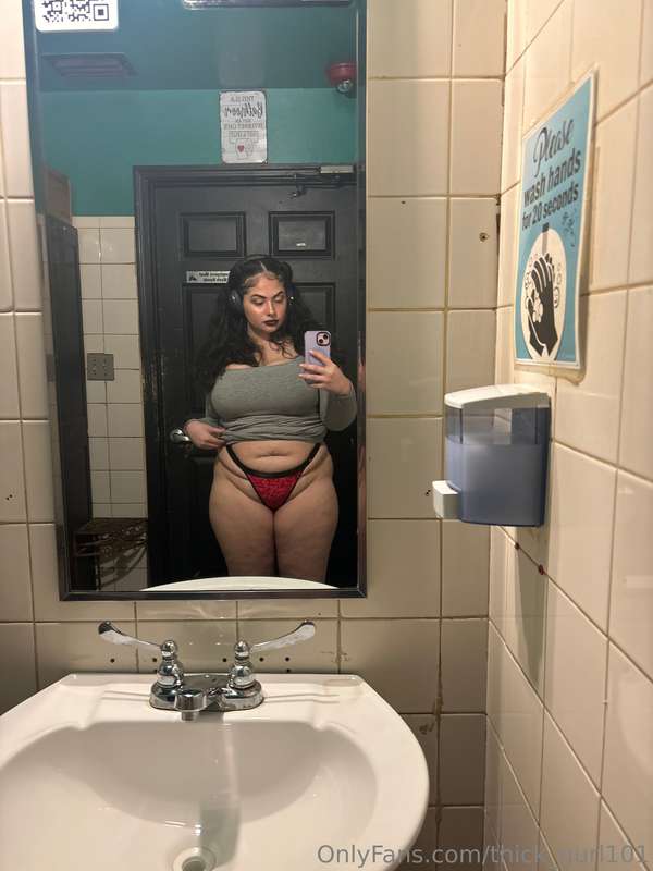 Thick_Gurl101 - Onlyfans - 21 Aug, 2024