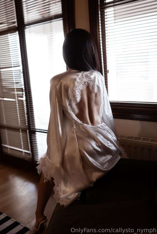 Silk caresses my body...but it would be so much nicer if it ..