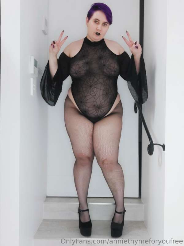 ✌️🖤✌️