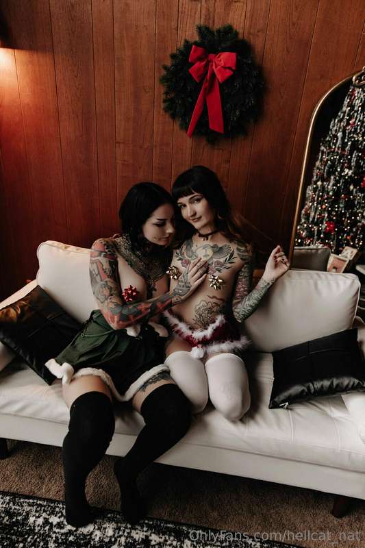 On the first day until Christmas, my photographer gave to me.. 25
