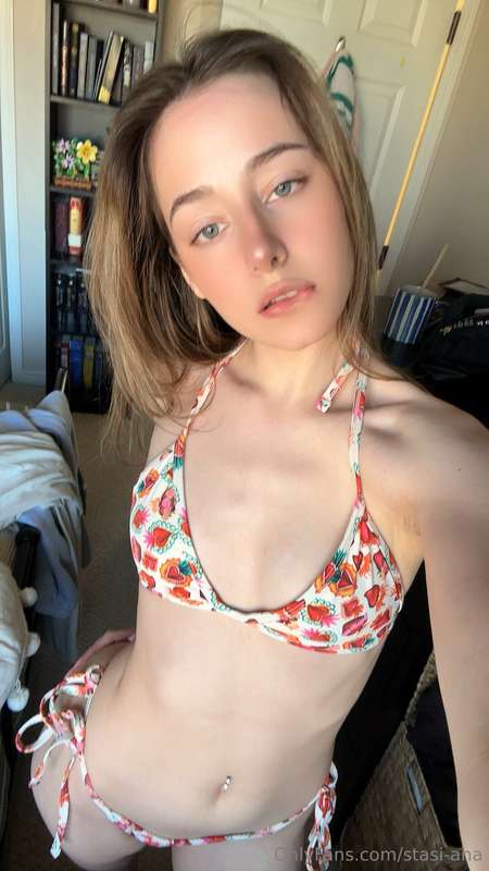 It’s almost tanning time here in Canada💕💕Who wants to see th.. 1