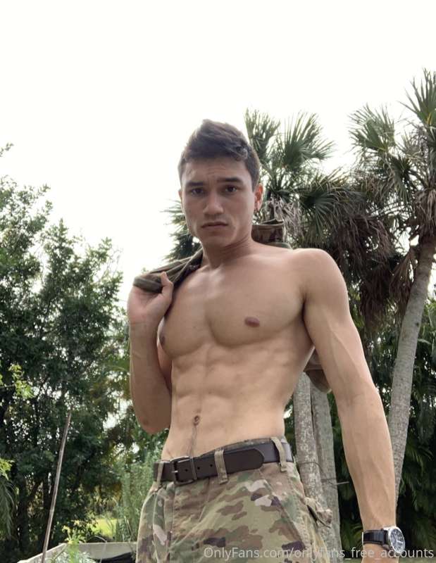 🥵 FREE Onlyfans subscription to @ayechanst 🥵 
Go follow his ..