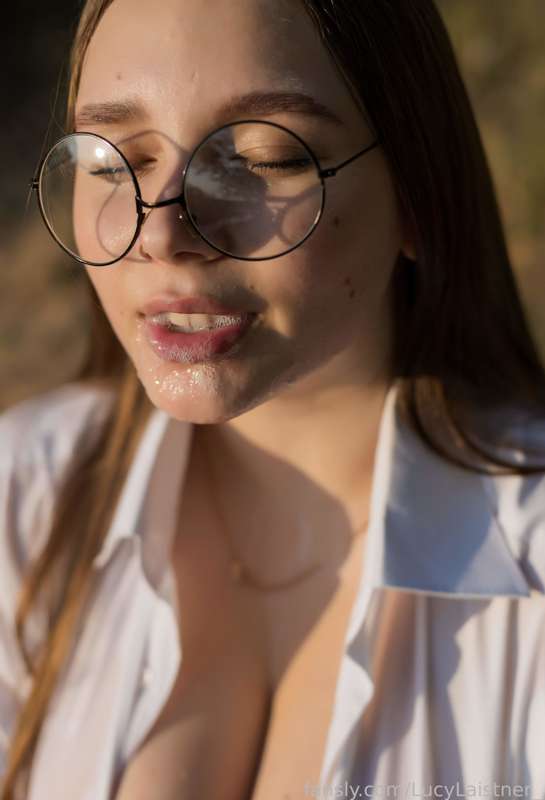 Lucylaistner_ - Fansly - 11 May, 2022 4