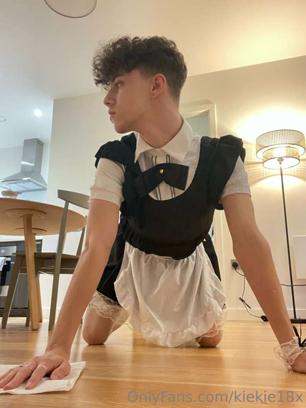 Anyone in need of a slutty maid boy around the house? 😇 28
