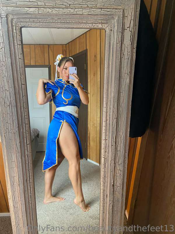 For all my cosplay lovers. I wonder if I should be Chun-Li f.. 4