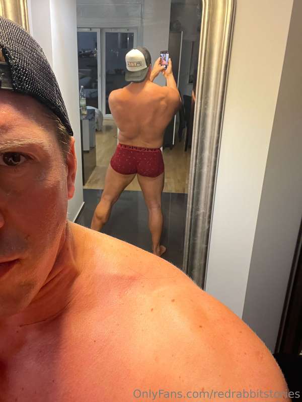 Evening shape checkup, litres of green tea 🍵 works 🍆💦. 4