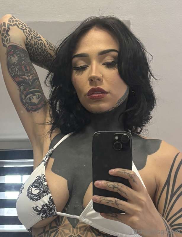 🐉🤍
