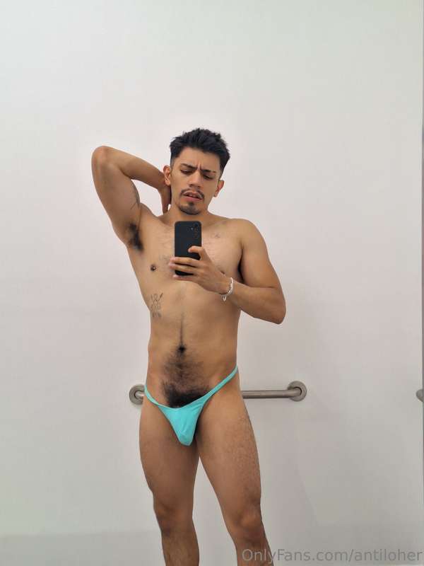 ¿Por atrás o por adelante? Doble foto🤤