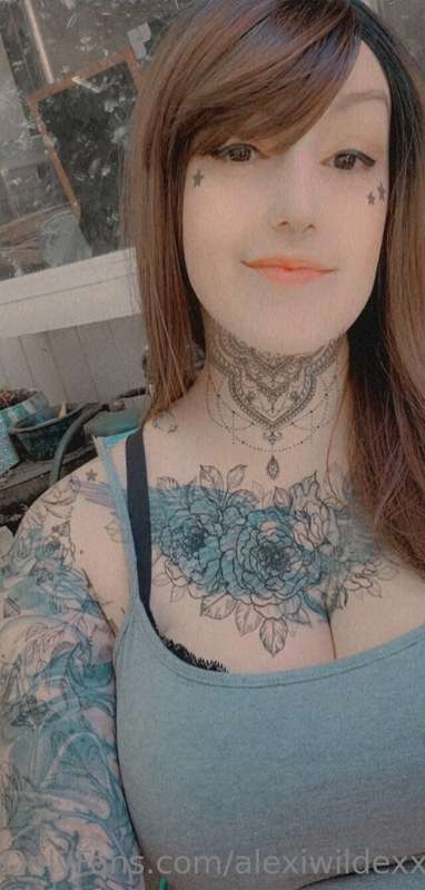 Plz tip cuz damn I look fine covered in tattoos