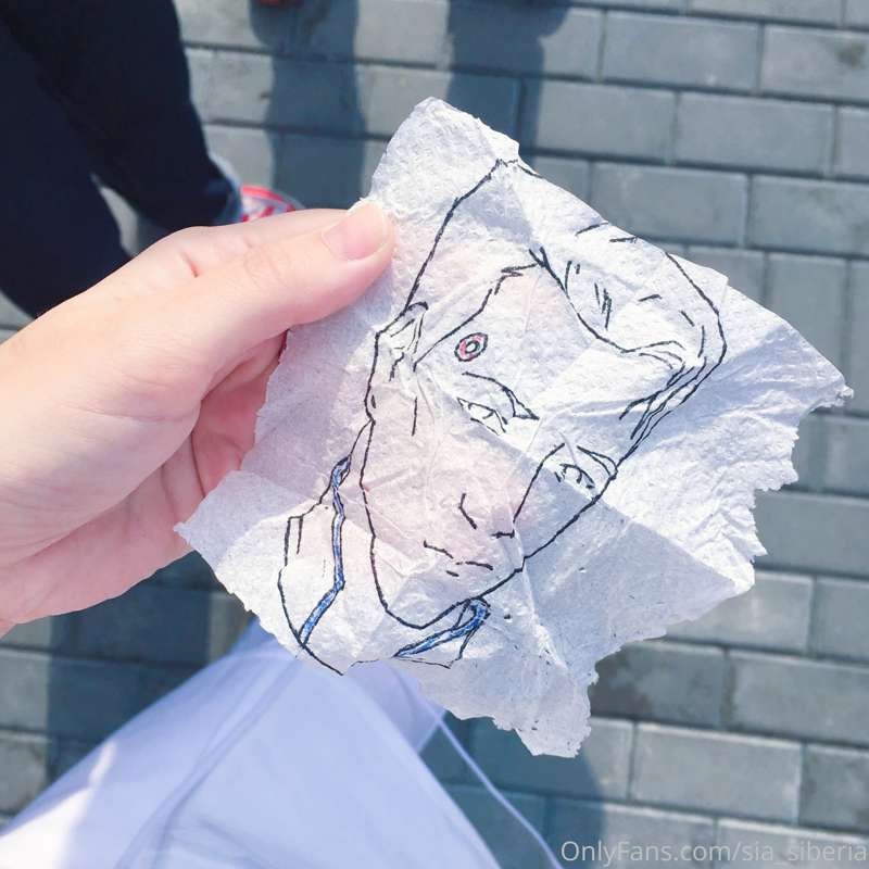 This drawing gave me one of Detroit Become Human on little e.. 2
