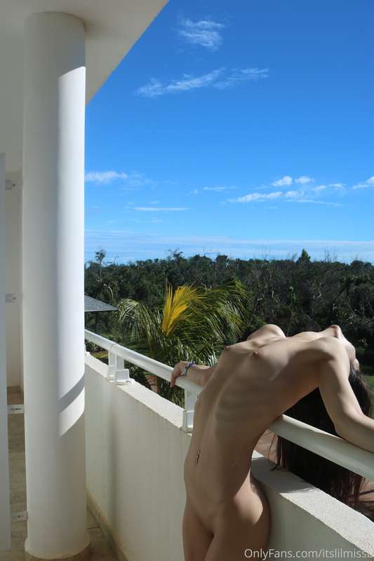 A few pics from a Cuba vacation I took a couple years ago..... 2