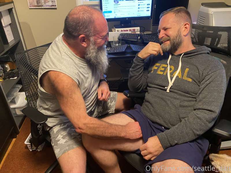 I went to visit @furrybikerxxx to discuss some finer points ..