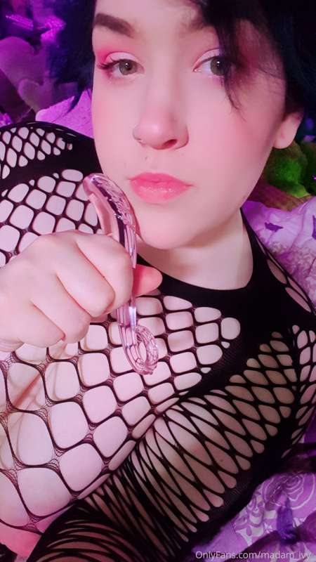 My boobs are spilling out of this fishnet top. 

And oof the.. 7