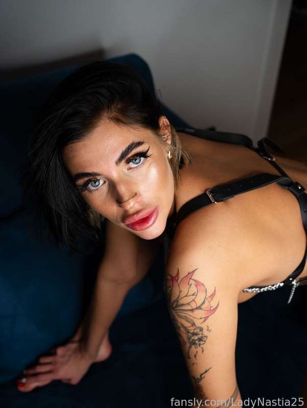 Ladynastia25 - Fansly - 29 Dec, 2023