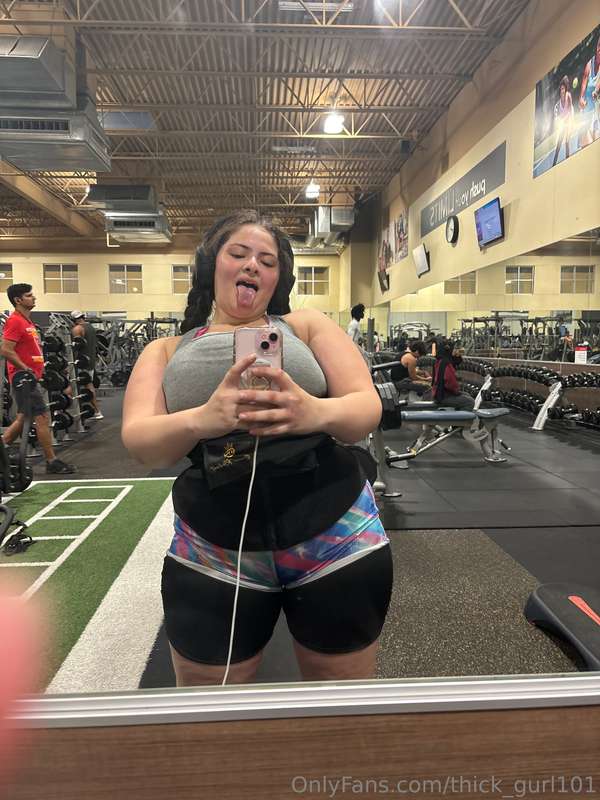Thick_Gurl101 - Onlyfans - 19 Aug, 2024 34