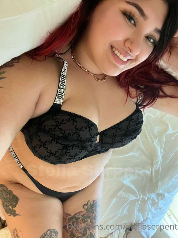 Can I be your valentine this year?❤️✨