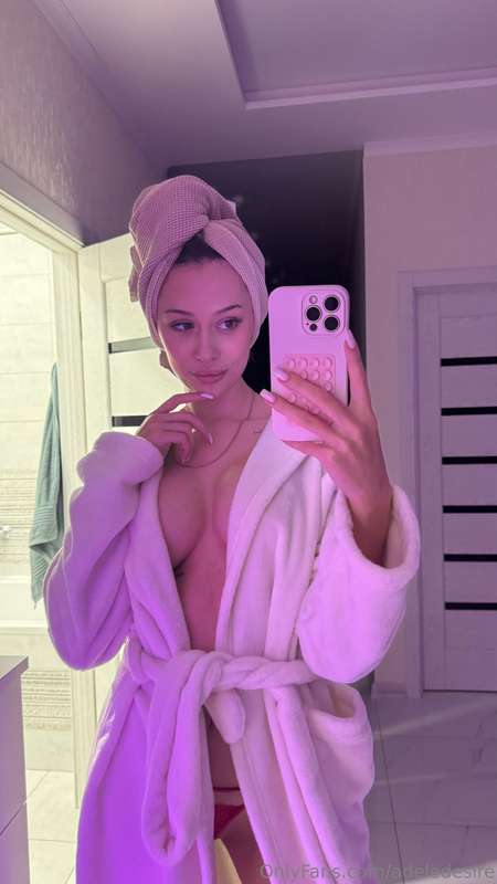 No makeup, no filters, just me… and a little morning magic ☕.. 1