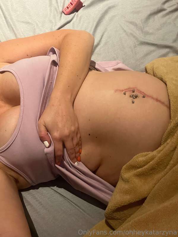 Tickle my belly 1