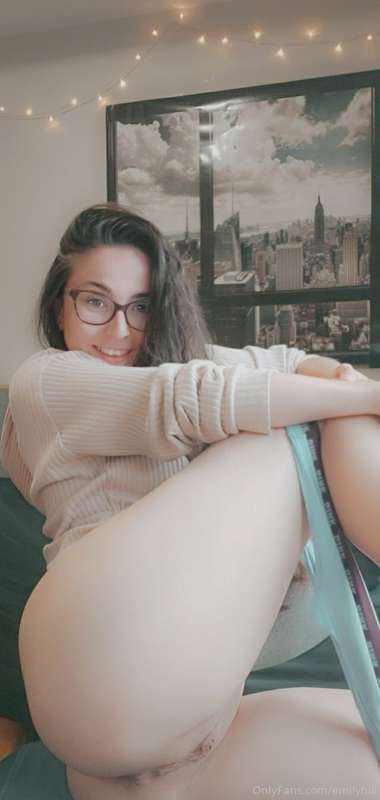 Just a cheeky flash inbetween writing 🤭🤫😘 2
