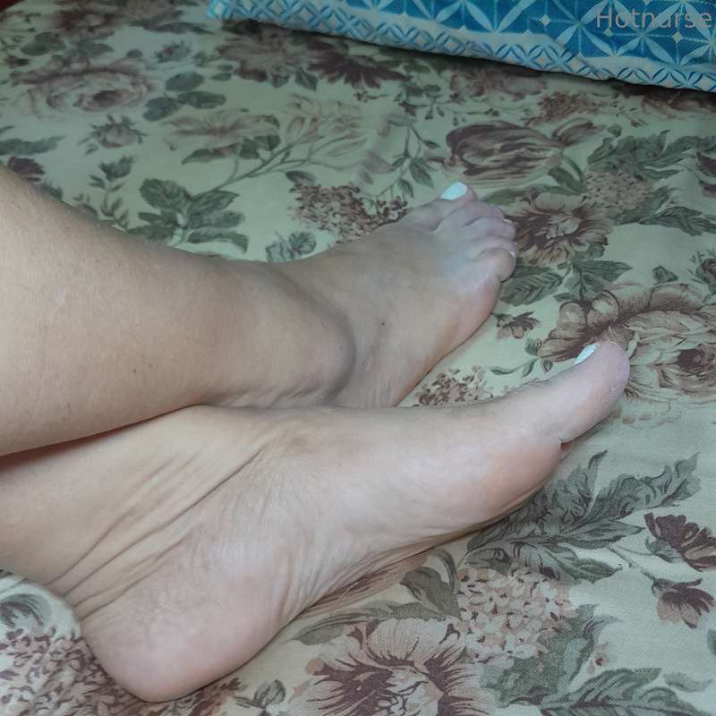 F33ts 1