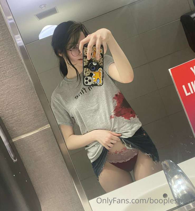 i know u guys like pubwlic stuff so … pics of me after playi.. 6