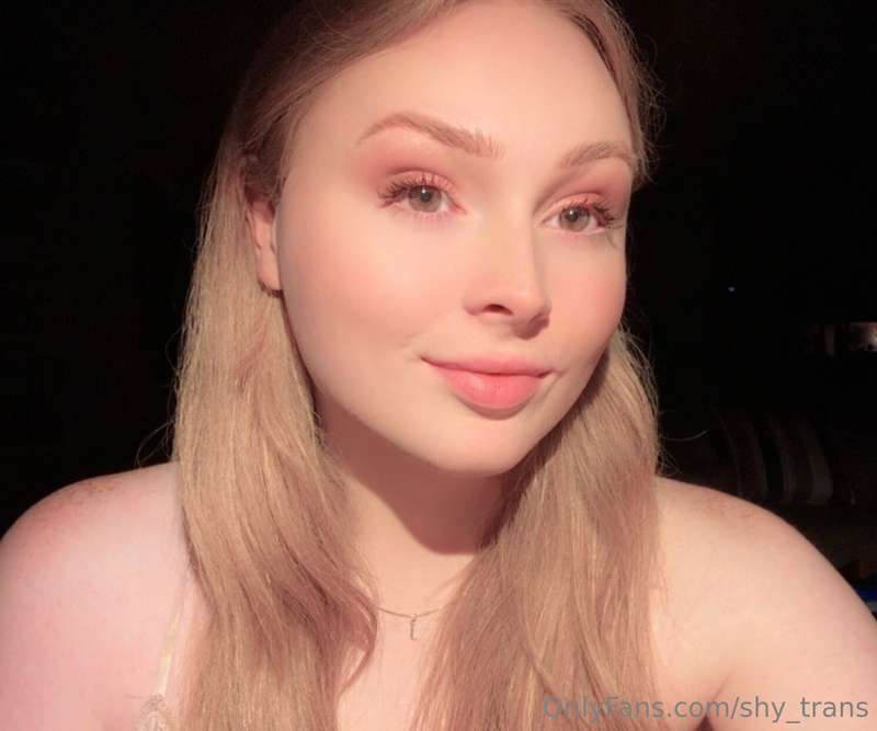 Photos and cum vid coming up next 😏 💦  4