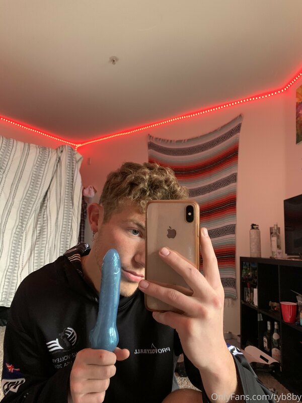 my first toy ? who’s excited to see me try it?
