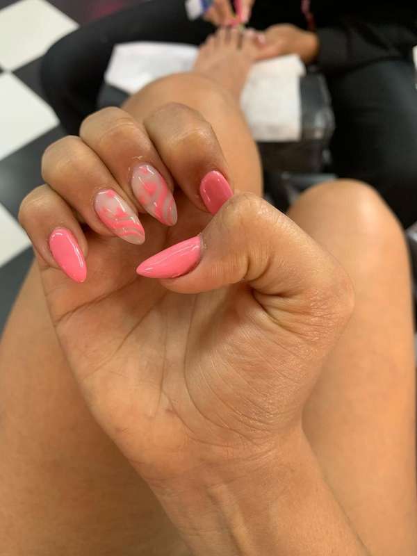 Those nails 😍😍😍 
