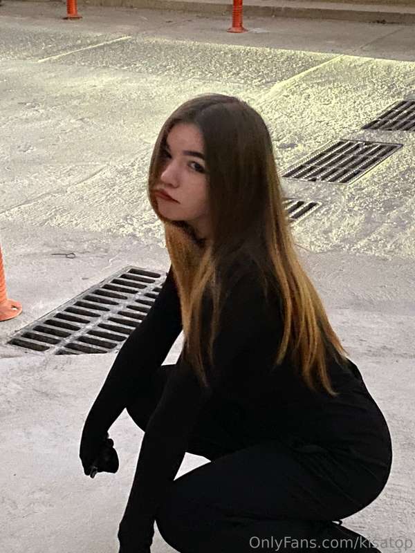 Does black suit me? 🖤