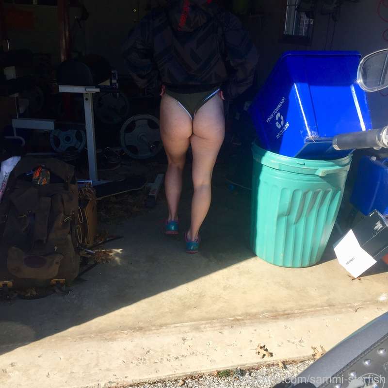Part 3. 20 more pics. When I was done at the gym and the sto.. 20