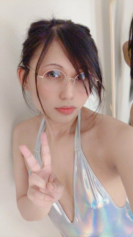 Milkteamomoko - Onlyfans - 04 Jan, 2021 15