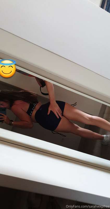 Https://onlyfans.com/sarahwxp for more just posted a sexy vi..