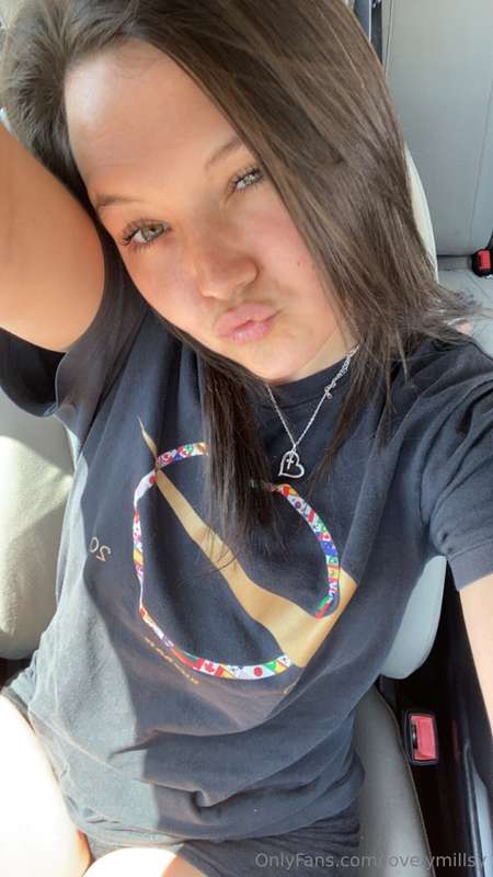 Happy Freakkkyyy Fridayyyyy!!! Comment on this post for a sp..