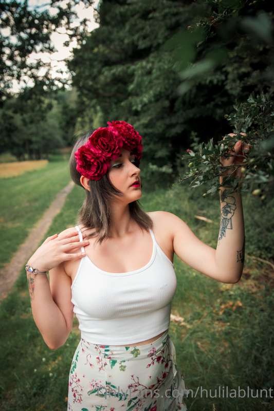 Our first photoshoot with @mariansvonavec. Forest fairy