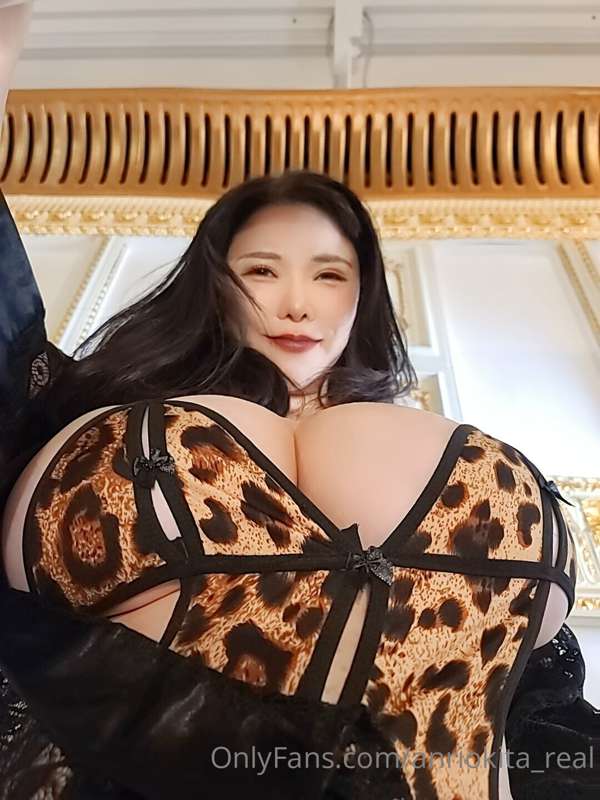 Cheetah🐆?series
Tigger🐅?series
Wild animals are so sexy by u.. 1