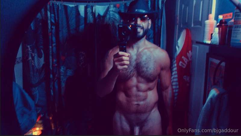 TGIF: Wanna see my post-nut chub after cumming into a fleshl..