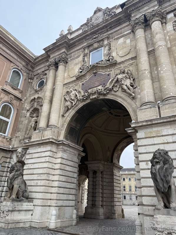 Here’s a sneak peek of today’s adventure to the magnificent .. 4