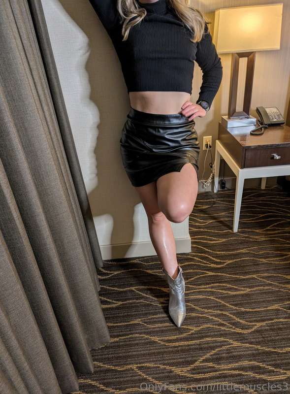 Cum back later to check out the back of this one 😘 